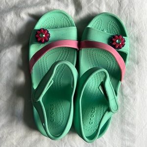 Iconic Comfort Crocs size 1 girls